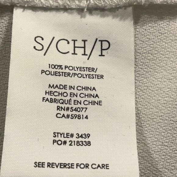 CAbi "Pleat" Top - Picture 4 of 4